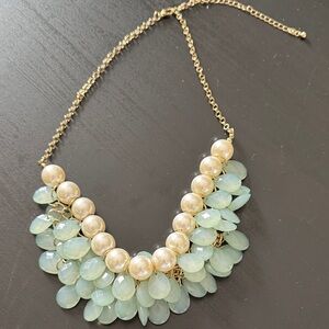 Elegant Gold and Cream Necklace